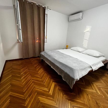 Apartment Davor Split Exterior foto
